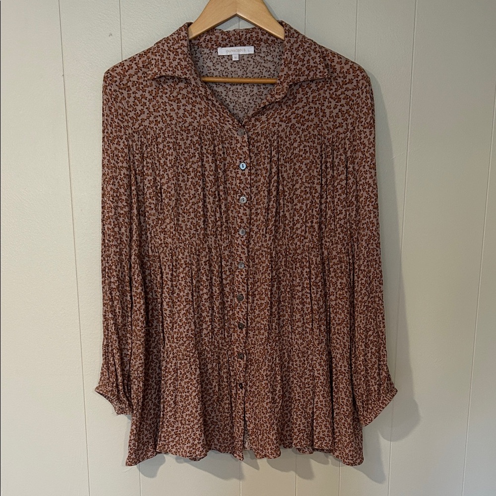 Olivaceous Brown Floral Button-Down Blouse Medium - Picture 2 of 8